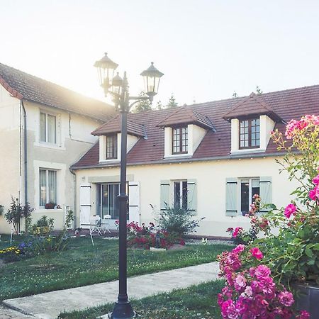 Clos Charmille Meaulne Exteriör bild
